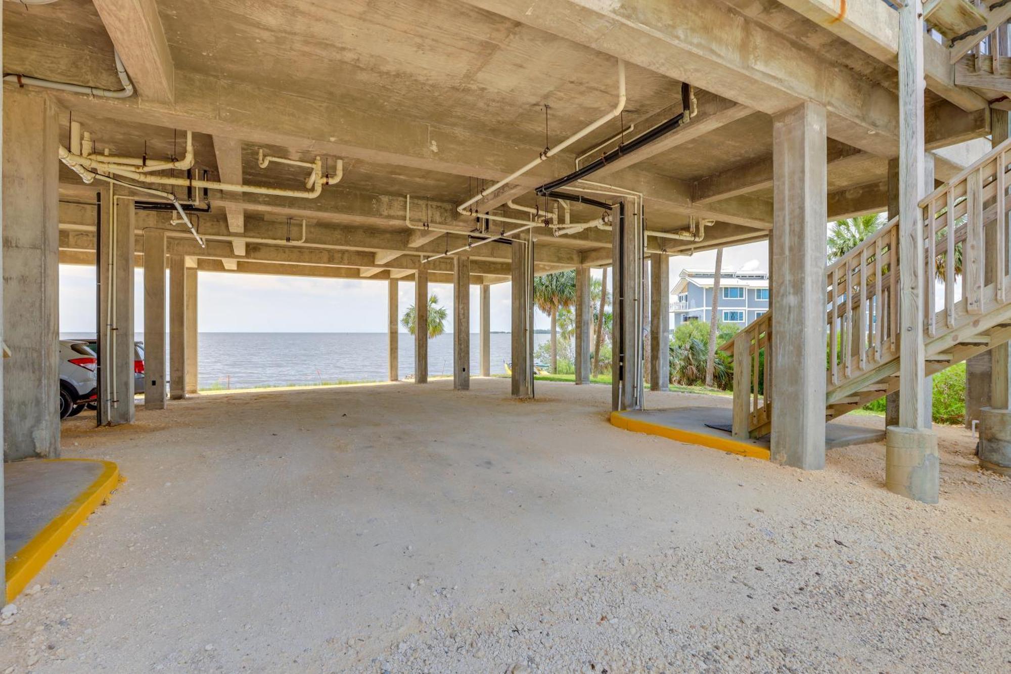 Beachfront Cedar Key Retreat With Pool Access! מראה חיצוני תמונה